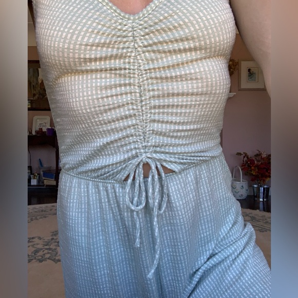 Caution To The Wind keyhole jumpsuit - Picture 9 of 11